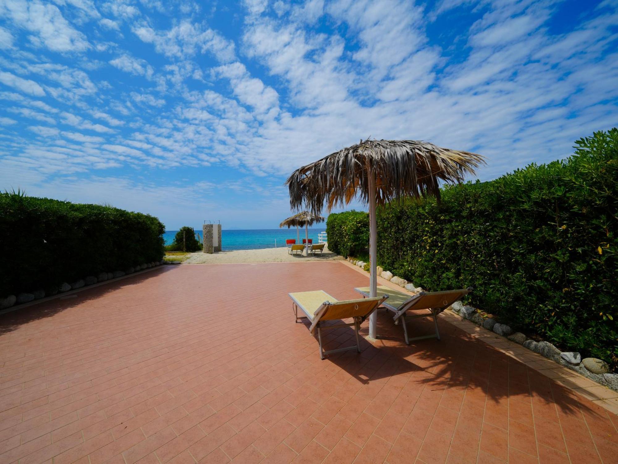 Marinella Beach Apartment Capo Vaticano Buitenkant foto